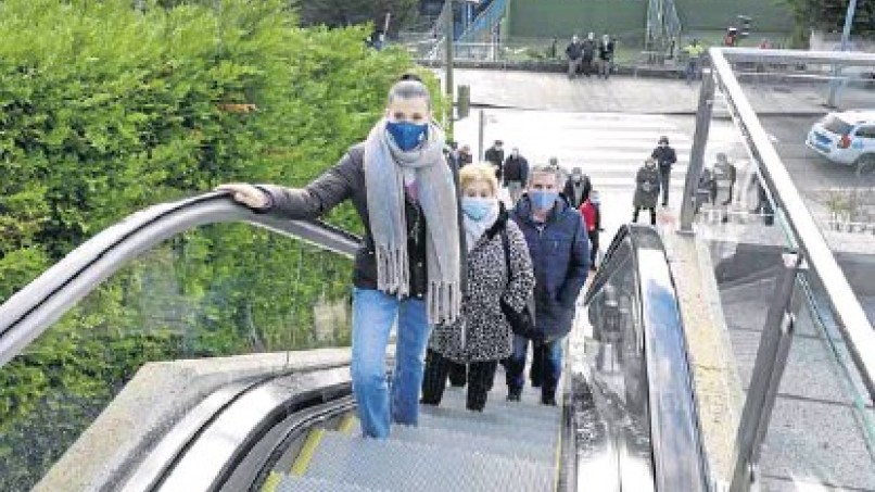 Las nuevas rampas y escaleras de Valdenoja suman 14 recorridos mecánicos